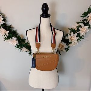 NWT Tommy Hilfiger Cassie Crossbody